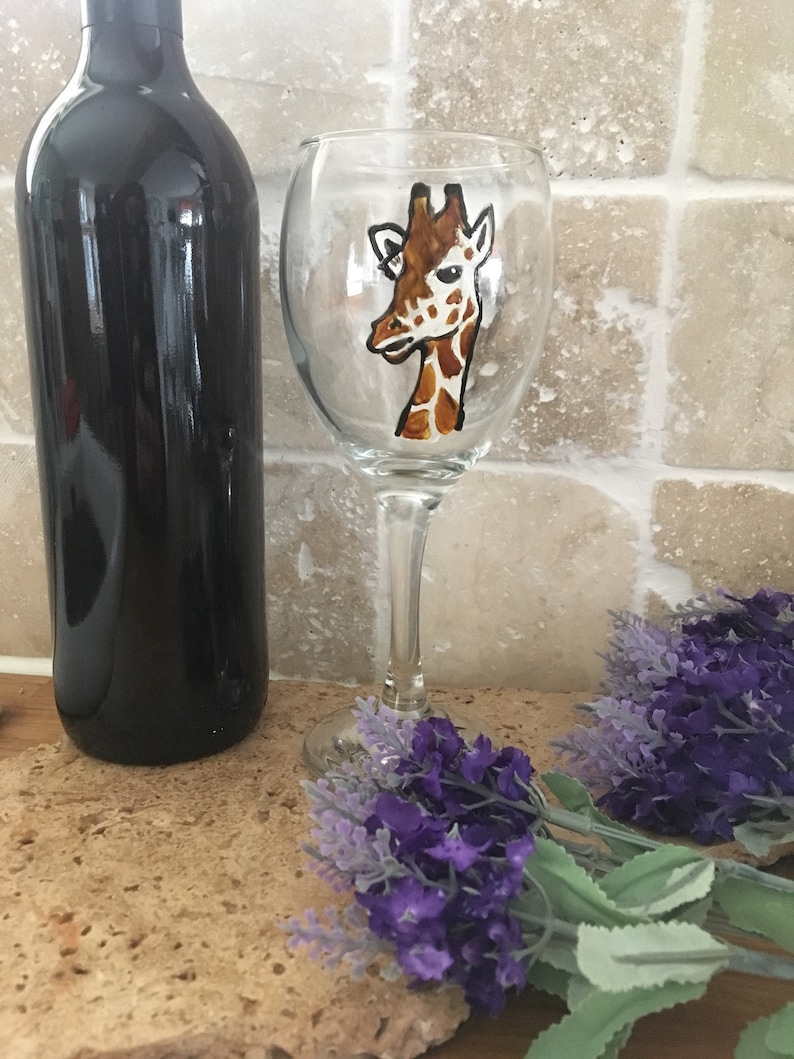 Giraffe wine glass giraffe for giraffe lovers for wine Etsy