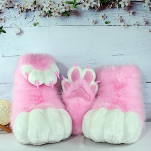 Handgestikte roze pluche pootpantoffels, Orc Character Feet Paws