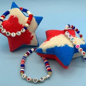 America Star Bath Bomb with Toy Bracelet Inside