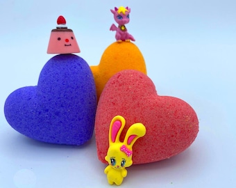 BASICS GIRLS HEART Bath Bomb with Surprise Toy Inside