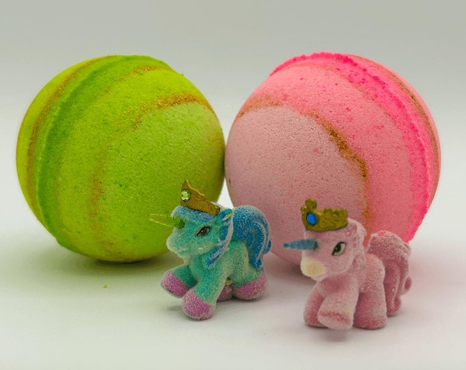 Unicorn Kids Bath Bomb with Toy Inside