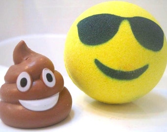 Emoji Bath Bomb with Toy Inside (Yellow)