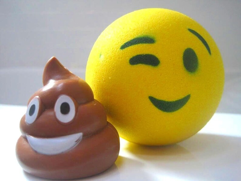 Emoji Bath Bomb with Toy Inside Yellow image 2