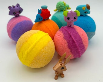 BASICS Bath Bomb Bag with Animal Toy Inside - 6 ct