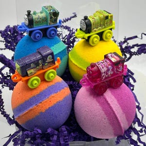 Train Bath Bomb Gift Box (with Toy Inside) - 4 ct