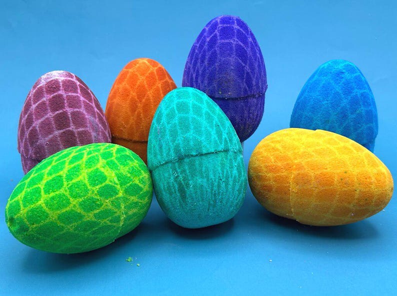 Dragon Egg Bath Bomb with Dragon Toy Inside image 7