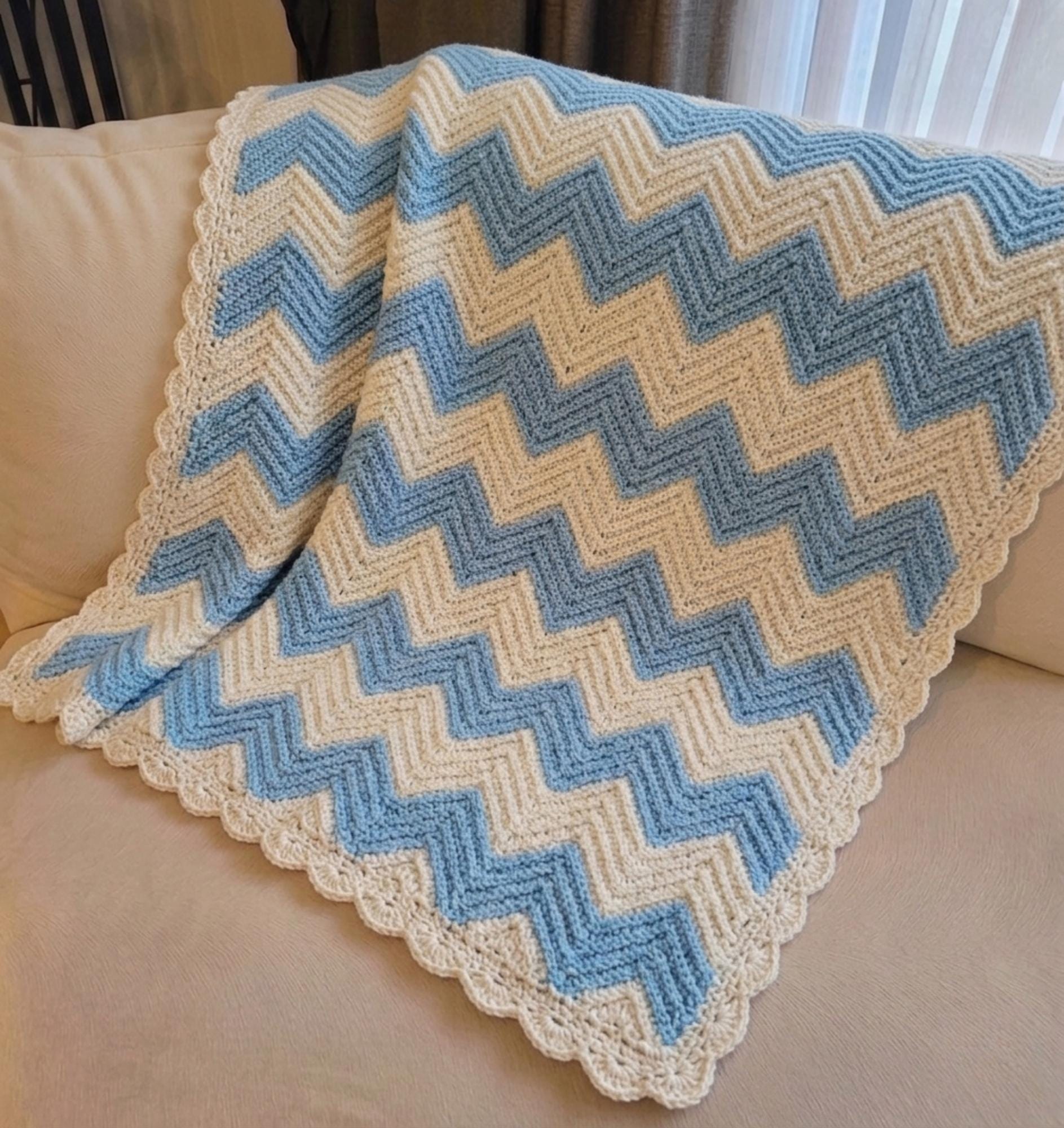 40 Paid and Free Crochet Chevron Patterns To Try Today 28 Modern Chevron Baby Blanket