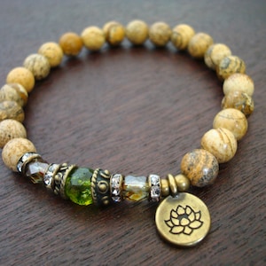 Women&#39;s Peridot Mala Bracelet // August Leo Birthstone Mala Bracelet // Yoga, Buddhist, Meditation, Mala Beads, Jewelry, Yoga Jewelry