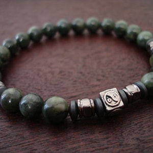 Men&#39;s Jade Yin Yang Mala Bracelet // Silver Yin & Yang Mala Bracelet // Yoga, Buddhist, Meditation, Prayer Beads, Jewelry
