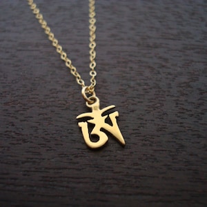 Women&#39;s Tibetan Om Necklace // Yoga Jewelry, Buddhist Jewelry, Women&#39;s Jewelry, Om Necklace, Ohm, Aum