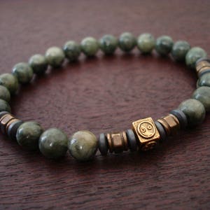 Men&#39;s Jade Yin Yang Mala Bracelet // Gold Yin & Yang Mala Bracelet // Yoga, Buddhist, Meditation, Prayer Beads, Jewelry