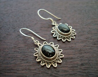 Women's Vintage Tibetan Onyx Earrings // Jewelry, Women's Jewelry, Yoga Jewelry, Earrings