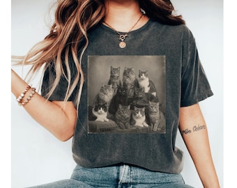 Cat Lover Shirt, Vintage Cat Tee, Cat Gift For Mom, Cute Cat Graphic T Shirt, Cat Lover Gift, Feline Lover Shirt, Kitty Tee