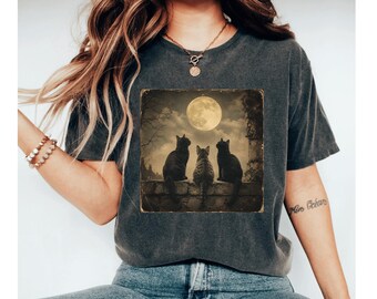 Moon Cat Shirt, Black Cat Tee, Vintage Cat Shirt, Cat Lover Gift, Moonlight Cat Graphic Tee, Gothic Cat Shirt, Feline Lover Tee