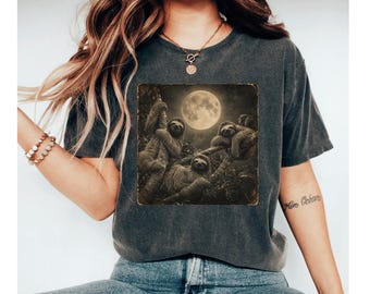 Sloth Moon Shirt, Sloth Lover Gift, Vintage Sloth Tee, Cute Animal Shirt, Moonlight Sloth Tee, Sloth Graphic Shirt