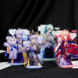 Puede incluir: Un juego de tres tazas de cerámica con un acabado moteado y mate. Las tazas son de color crema, gris claro y gris oscuro. Cada taza tiene un diseño simple y minimalista, perfecto para café o té.