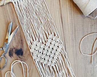 Macrame Heart Wall Hanging Pattern, Beginner Friendly (PDF Pattern)