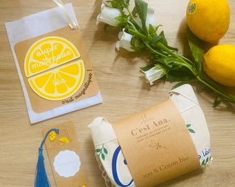 Coffret cadeaux personnalisé maîtresse, atsem, nounou avec Sac Filet, Duo de magnet , marque page et un emballage cadeau offert. CITRON
