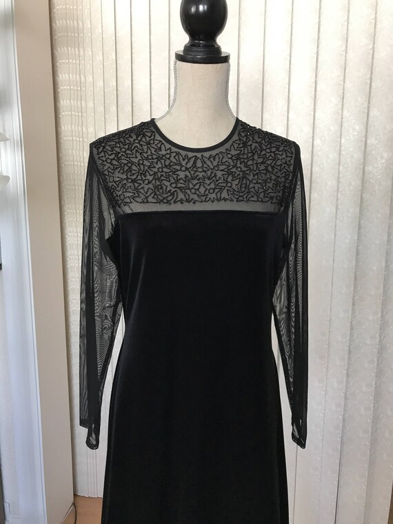 ronni nicole velvet dress
