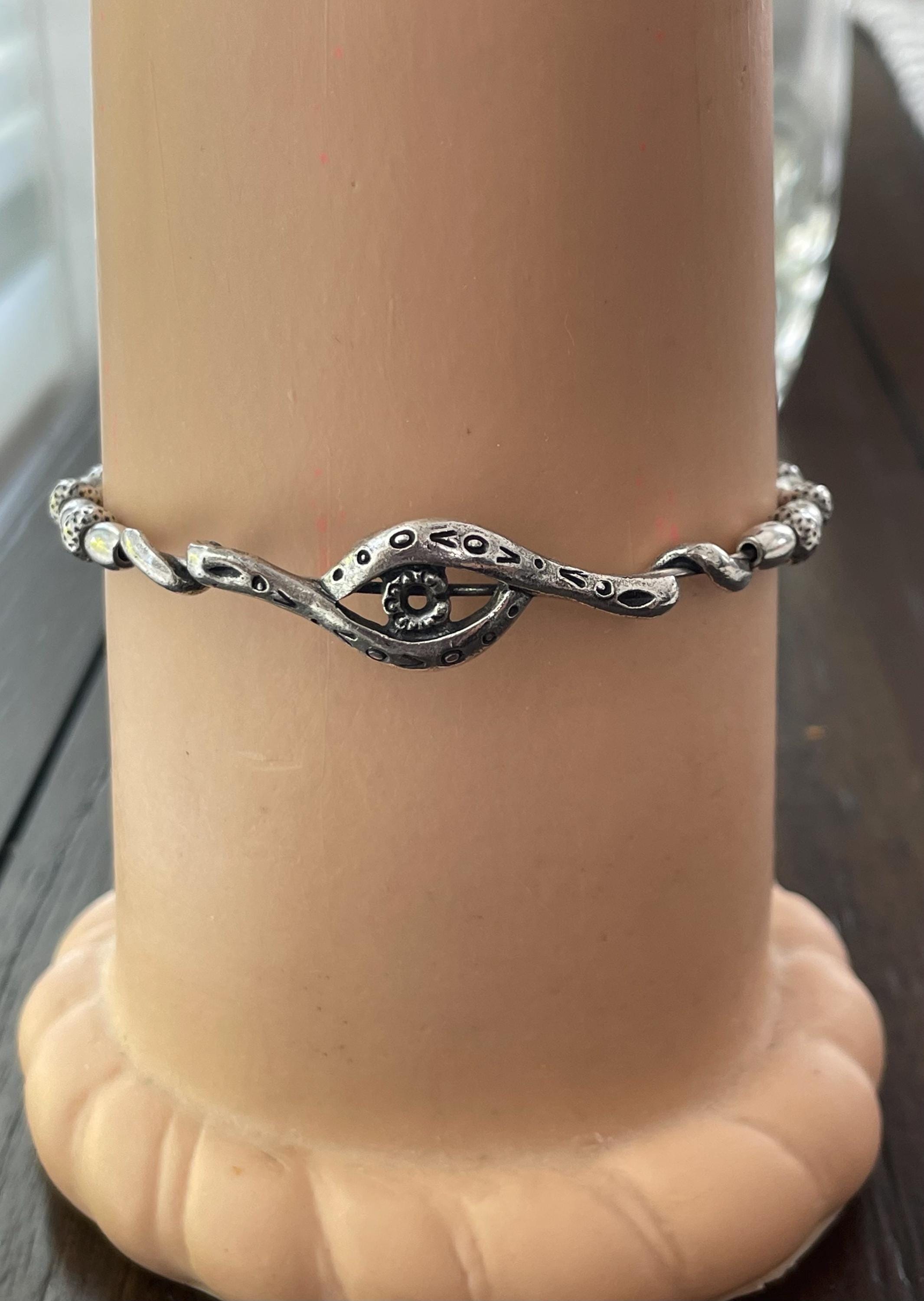 【WEB限定】 Vintage Sixty-six Bracelet, Silver Tone - Etsy アクセサリー