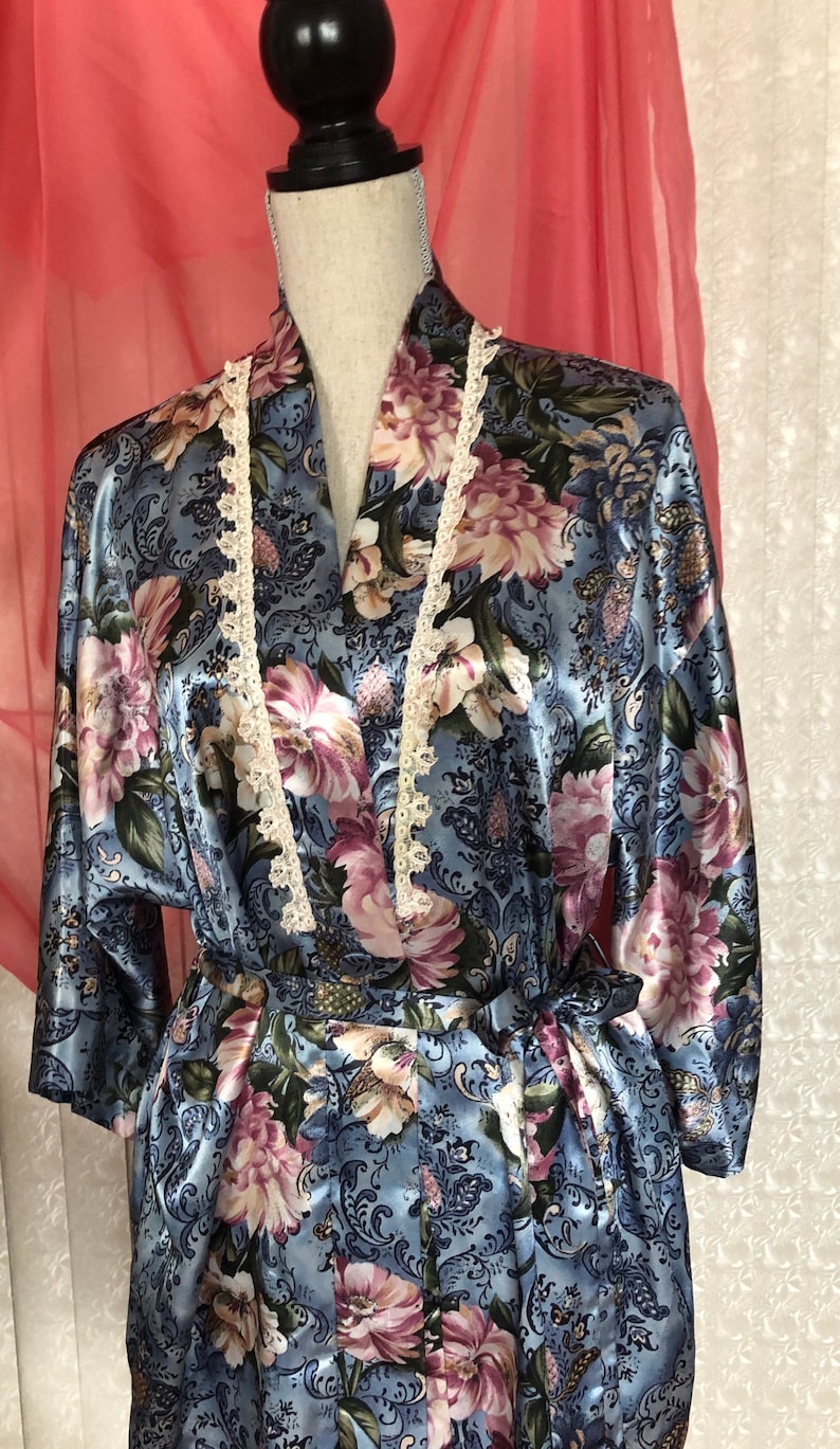 Expressions by California Dynasty Satin Robe Medium