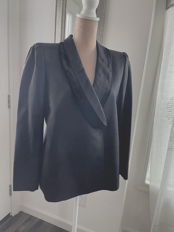 Ladies Tahari Tux Style Formal Jacket, size 13/14… - image 2
