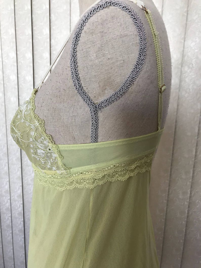 Victoria /'s Secret Lime Shade Teddy Medium