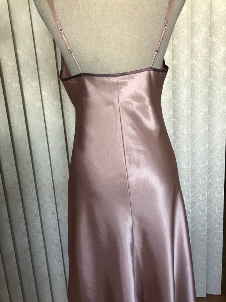 Medium Jones NY Satin Nightgown