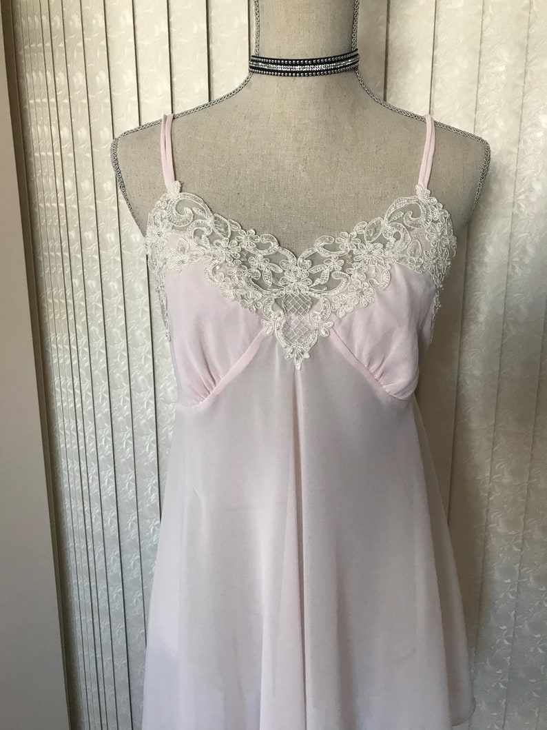 14-16 Vintage Jessica Lingerie Nightgown Large