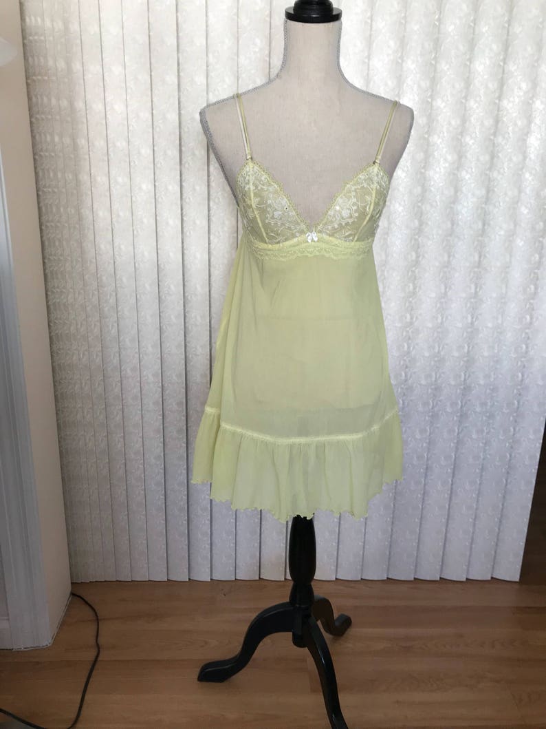 Victoria /'s Secret Lime Shade Teddy Medium