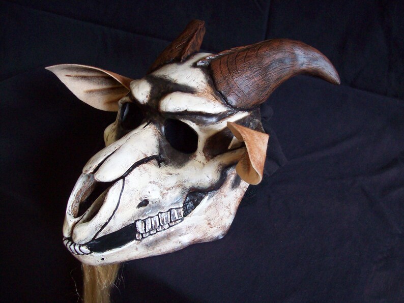 Goat skull Halloween mask image 2