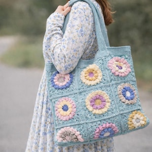 Crochet Flower Granny Square Tote Bag Pattern PDF | Spring Meadow Bag | 3D Popcorn Stitch Crochet Pattern | Floral Crochet Bag Tutorial