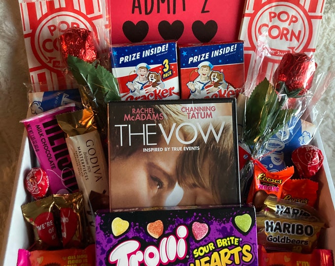 PRE-ORDER for Valentine's Day arrival, Valentine's Movie Night Gift Set, Movie Theatre Box, Candy Gift Set, Movie Night Box