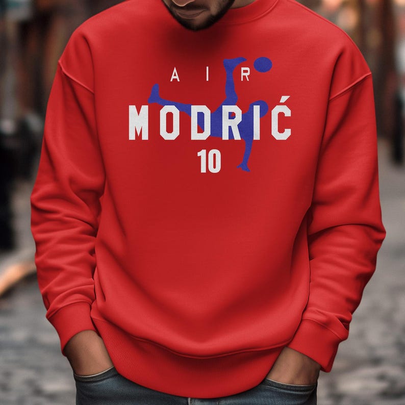 Air Modrić #10 Animated Style Soccer Graphic Tee, 2026 World USA Tournament Inspired, Croatia Star Player Football Gift Unisex T-Shirt Bild 8