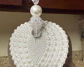 White Pear Tear Drop Fascinator