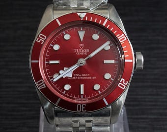 Vintage Tudor Automatic Red Dial steel bracelet Men's wristwatch