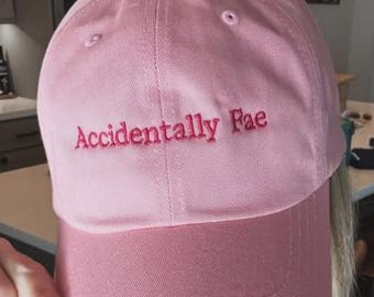 Romantasy Hat, BookTok Hat, Fantasy Reader Hat – Hat Pink – Accidentally Fae – ACOTAR Inspired