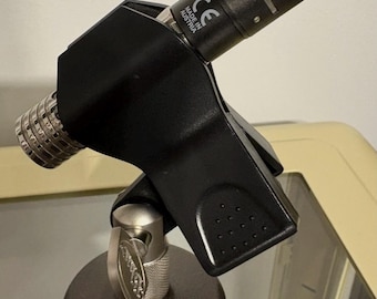 Vtg Austrian AKG D58 Small Diaphragm Dynamic Microphone WORKING With Desk Stand!