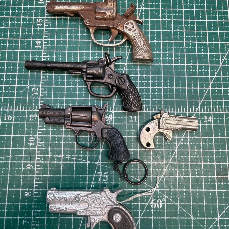 Model Toy Revolver - Etsy