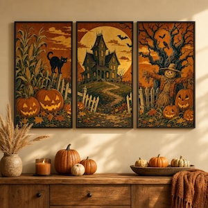 Pode incluir: Um conjunto de três quadros de parede com cenas de Halloween, incluindo um gato preto, um milharal, abóboras esculpidas, uma casa assombrada sob a lua cheia, um espantalho e uma árvore nua contra um céu alaranjado.