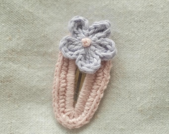 Crocheted hair clip with flower for babies & children | Non-slip pastel hair clip | Handmade hair accessory for girls