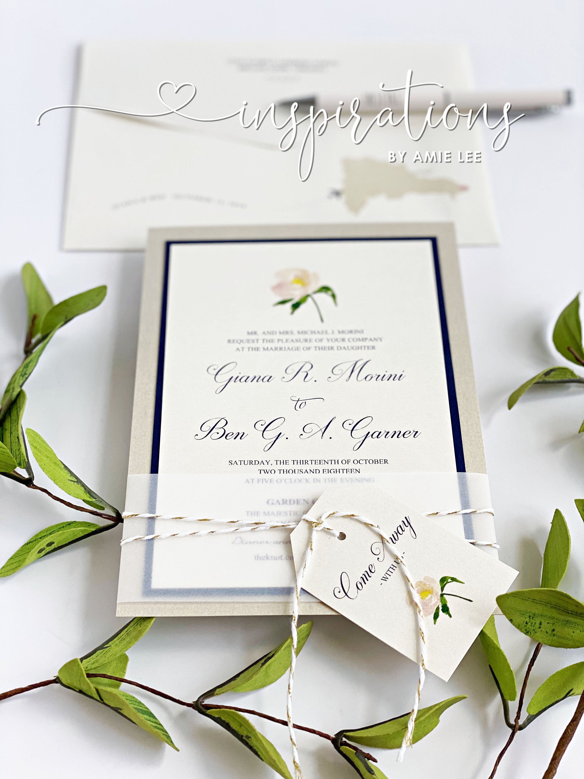 Delicate Elegance Wedding Invitations