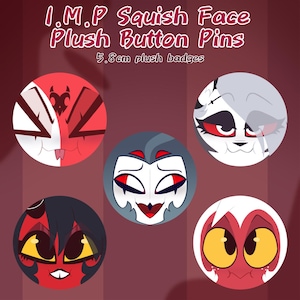 Puede incluir: Cinco insignias redondas de felpa con caras de personajes de dibujos animados. Los colores incluyen rojo, blanco, negro y amarillo. El texto dice "I.M.P Squish Face Plush Button Pins" y "5,8cm plush badges".