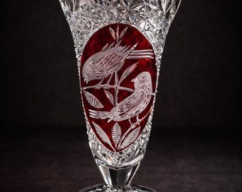 Vintage Hofbauer Byrdes Ruby Flash Vase – Cut Crystal Bird Motif, West Germany