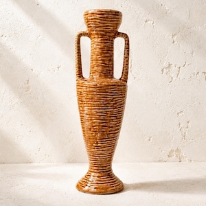 Vaso alto in ceramica artistica • Anfora in ceramica color caramello marrone • Vaso in stile moderno di metà secolo • Ceramica artistica