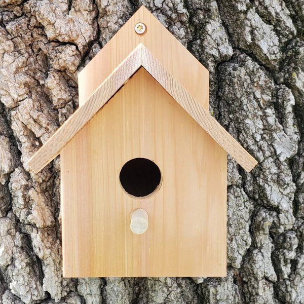 Western Red cedar wren bird  house unfinished tree or post mounted