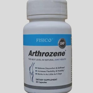 K&ouml;nnte beinhalten: Eine wei&szlig;e Flasche des Nahrungserg&auml;nzungsmittels Arthrozene mit einem blauen Band. Das Etikett enth&auml;lt den Markennamen "FISICO" und den Produktnamen "Arthrozene". Es listet auch Vorteile wie die Linderung von Beschwerden und Steifheit auf. Enth&auml;lt 30 Kapseln.