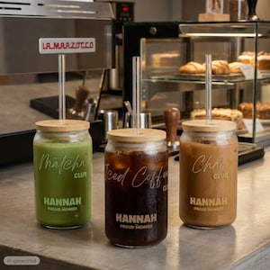 Eiskaffeeglas, Matcha-Glas, personalisierter Becher, Chai-Tee, Namensgläser, Trinkbecher mit Strohhalm, personalisierte Geschenke, wiederverwendbare Kaffeebecher