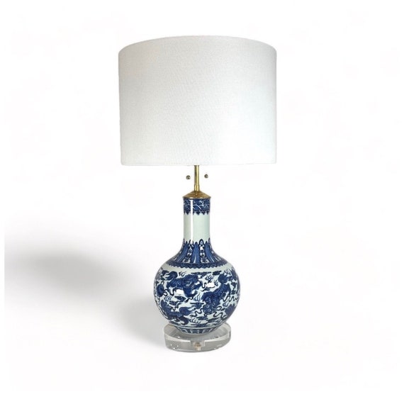 Blue & White Porcelain Vase Lamp - Dragon Design Blue & White Porcelain Vase Lamp - Dragon Design