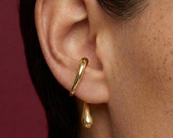Pendiente tipo ear cuff sin perforación, dorado, con forma de lágrima, concha escultural, de latón, regalo llamativo para ella.